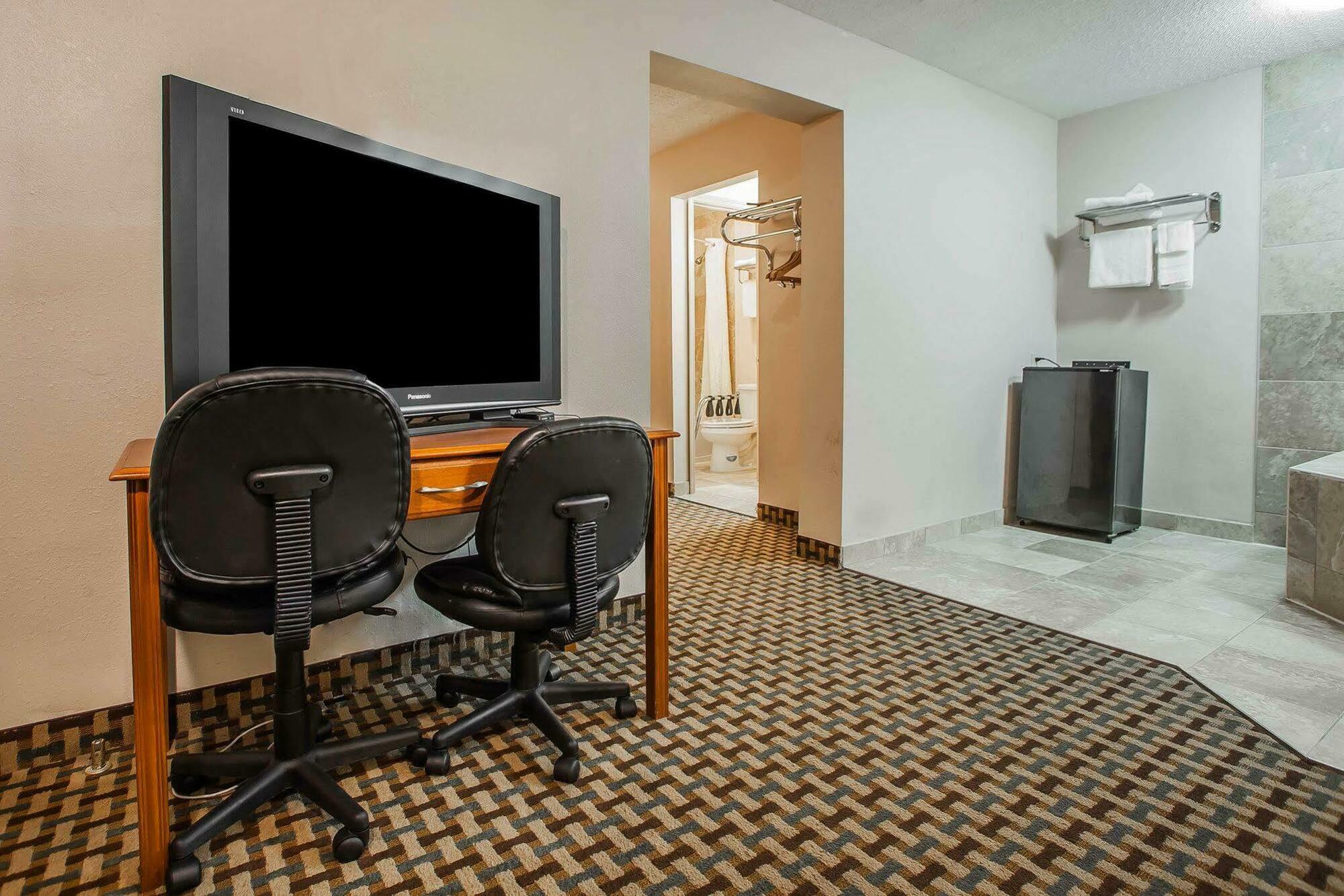 Lodge Econo